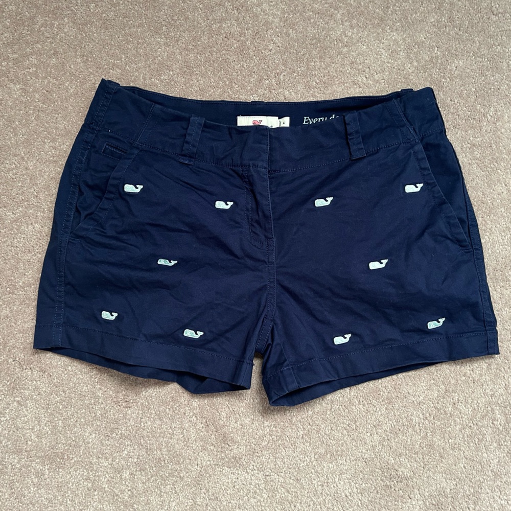 Vineyard vine whale shorts Sz 4